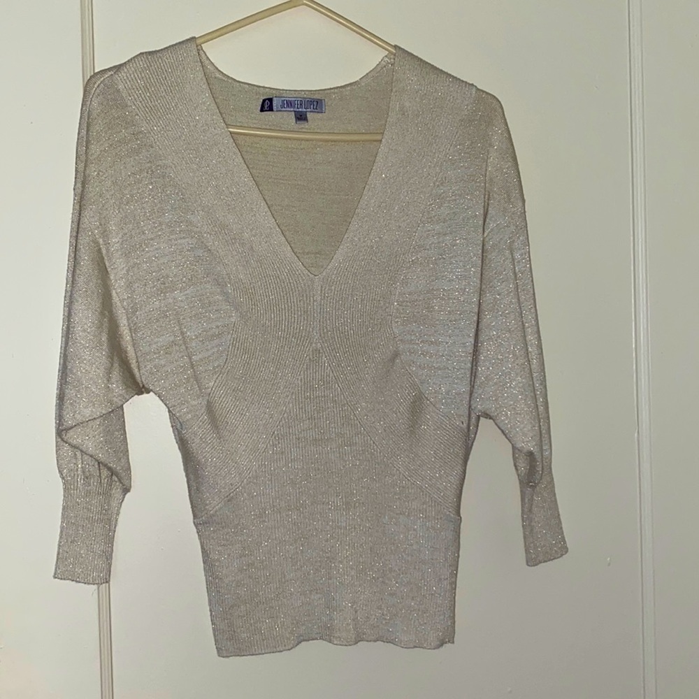 Jennifer Lopez white shiny top size: M